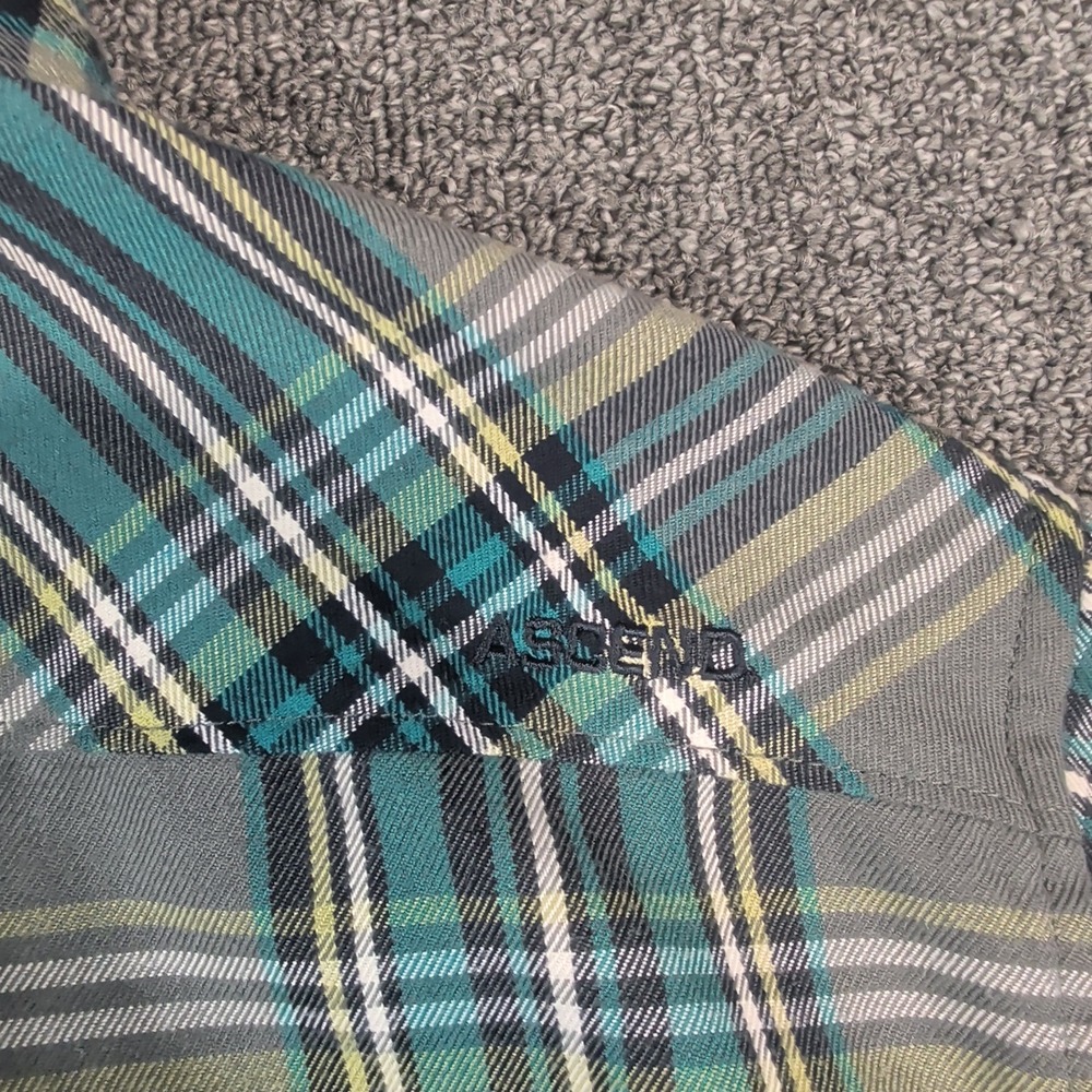 Ascend Gorpcore Plaid Button Down Shirt Medium Teal Grey Hiking Outdoor Trail - Picture 6 of 9